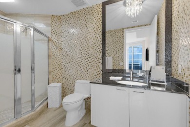 Beautyful Ocean front condo. Airy and spacious over 2000sf