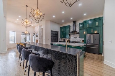 Lake Lanier Luxury Estate in the Prestigious Chestatee Community