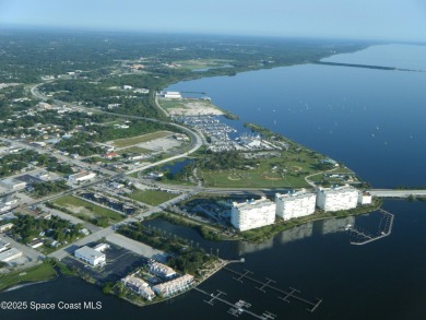 Florida riverfront living at its finest! This three bedroom, two