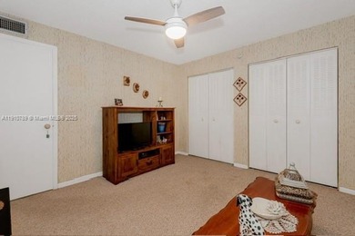 This stunning 2/1 condo, located near Westland Mall and local