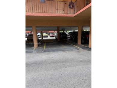 This stunning 2/1 condo, located near Westland Mall and local