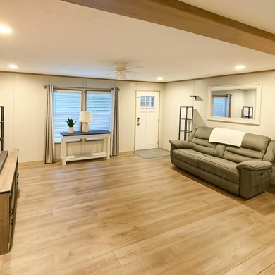 Charming 3-Bedroom Home Near Bull Shoals Lake!This beautifully