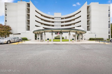 Murray Hill 4th floor end unit condominium in popular 55+