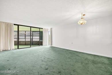 Murray Hill 4th floor end unit condominium in popular 55+