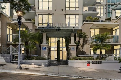 PRICE REDUCTION - FANTASTIC OPPORTUNITY!  Experience the height