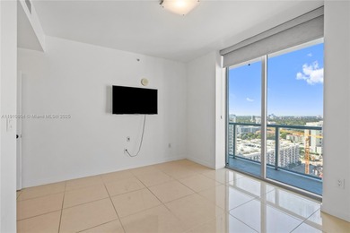 Bright and spacious 2-bed, 2-bath corner unit at Axis on