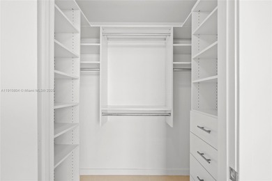 Bright and spacious 2-bed, 2-bath corner unit at Axis on