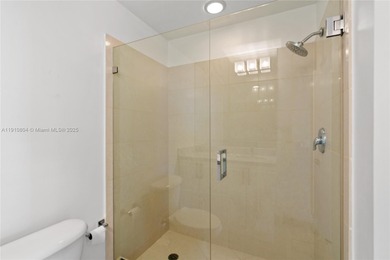 Bright and spacious 2-bed, 2-bath corner unit at Axis on