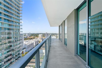 Bright and spacious 2-bed, 2-bath corner unit at Axis on