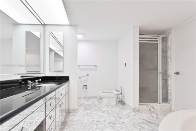 Beautiful 2-bed, 2-bath 1,825 sq ft corner residence in the