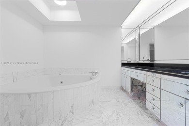 Beautiful 2-bed, 2-bath 1,825 sq ft corner residence in the