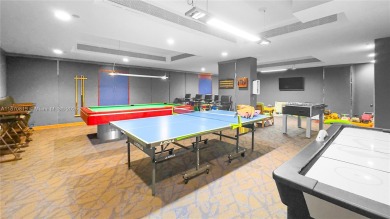 Beautiful 2-bed, 2-bath 1,825 sq ft corner residence in the