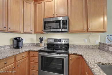 Welcome to Summer Winds, your beautifully appointed two-bedroom