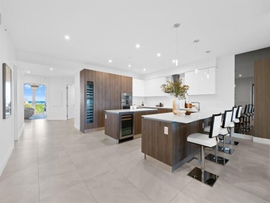 Experience breathtaking panoramic views of the intracoastal