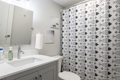 PRICE DROP!!!NEVER RENTED!!!STOP...LOOK NO FURTHER....Welcome to