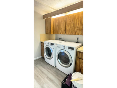 Welcome to this charming condominium in Boca Raton offering a