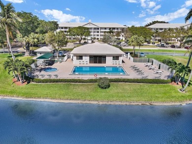 Welcome to this charming condominium in Boca Raton offering a