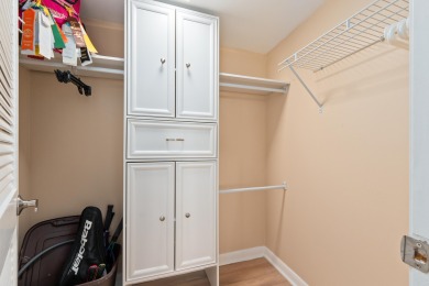 Beautiful 2 bedroom/ 2 bathroom unit that has beencompletely