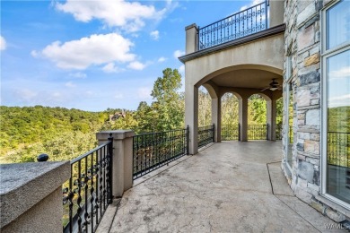 Custom-built Lake Tuscaloosa estate with 7,981 sq. ft. on 1.40