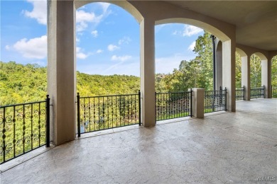 Custom-built Lake Tuscaloosa estate with 7,981 sq. ft. on 1.40