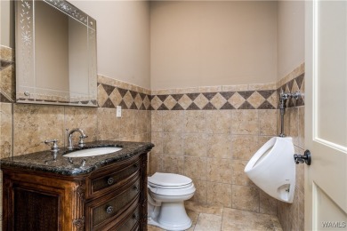 Custom-built Lake Tuscaloosa estate with 7,981 sq. ft. on 1.40