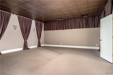 Custom-built Lake Tuscaloosa estate with 7,981 sq. ft. on 1.40