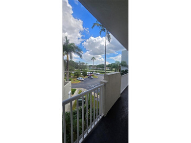 Welcome to Southampton Condominiums at King's Point -- a highly