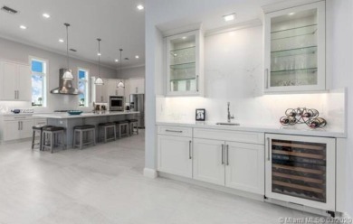 Discover an OCEANFRONT PARADISE ON S. Hutchison Island - 3