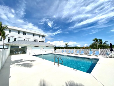 Discover an OCEANFRONT PARADISE ON S. Hutchison Island - 3