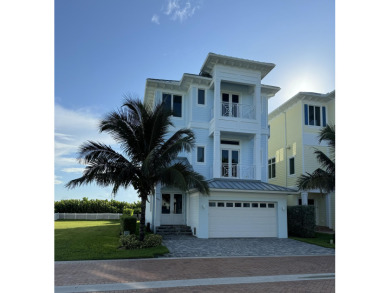 Discover an OCEANFRONT PARADISE ON S. Hutchison Island - 3