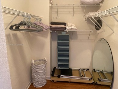 Spacious 1 bedroom/1.5 bathroom unit offers beautiful view of