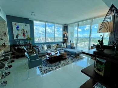This stunning 2-bed, 2.5-bath penthouse at Strada 315 offers