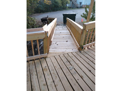 Rare Find in the Highlands of Branson! Discover this spacious