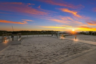 One or more photo(s) has been virtually staged. Experience