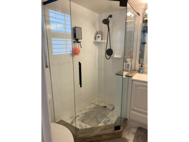 BOAT DOCK available for rent. TOP FLOOR 2 bed 2 bath corner unit