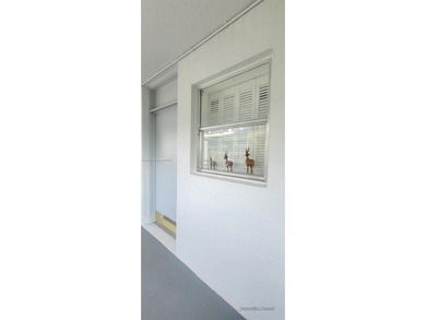 Spectacular WATERFRONT PENTHOUSE.
Ultra-Exclusive 55+ Community