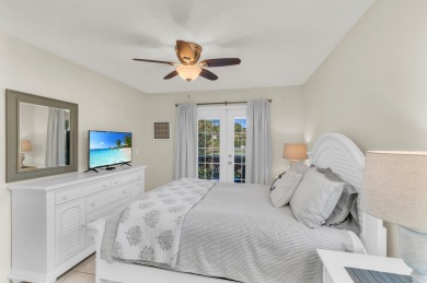 MARCO ISLAND Smokehouse Bay Club resort style amenity rich condo