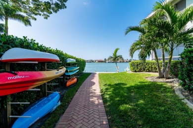 MARCO ISLAND Smokehouse Bay Club resort style amenity rich condo