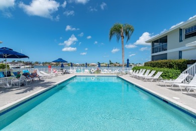 MARCO ISLAND Smokehouse Bay Club resort style amenity rich condo