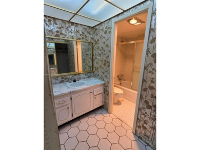 Prime location condo with endless potential!
Spacious and