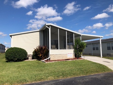 NEW ROOF, NEW APPLIANCES! MUST SEE, PRICED TO SELL VERY QUICKLY!