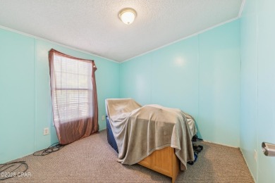 3 big bedrooms and two full bathrooms. Just five minutes from