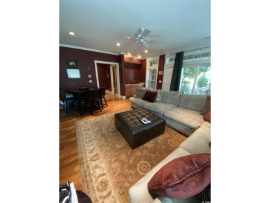 Beautifully finished Charleston Style house custom built by the