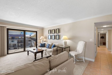 SELLLER PAID $912k! Selling due to ILLNESS. Sellers loss is your