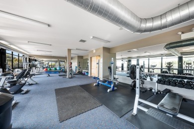 Located in the historic, landmarked University Commons near UIC