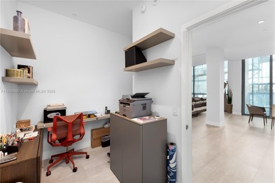 Looking for the feel of a SINGLE FAMILY HOME w/ the conveniences