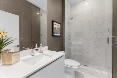 Looking for the feel of a SINGLE FAMILY HOME w/ the conveniences