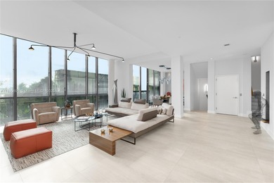 Looking for the feel of a SINGLE FAMILY HOME w/ the conveniences