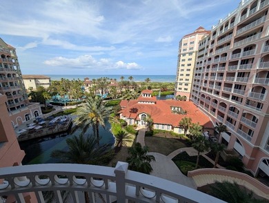 Luxurious 1BR Condo with Stunning Ocean & Golf Views at Hammock