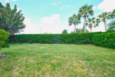 Welcome to Cross Creek Estates!! Lovely move-in ready 2BR + Den